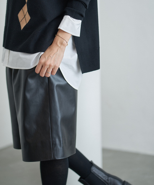 IENA（イエナ） パンツ フェイクレザーハーフパンツ レディース