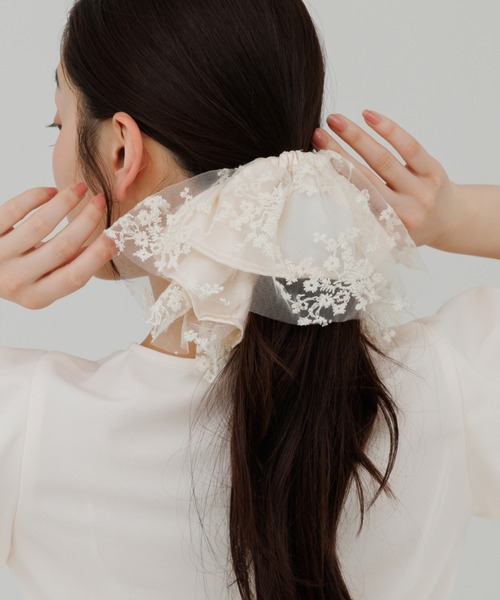 シュシュ satin lace volume scrunchie （サテンレースボリューム