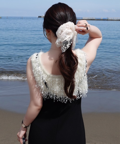 シュシュ satin lace volume scrunchie （サテンレースボリューム