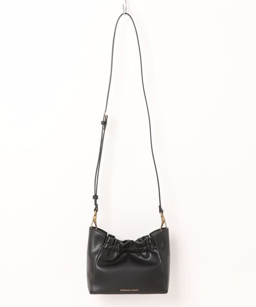 「CHARLES \u0026 KEITH」 ショルダーバッグ S ブラック レディースの画像