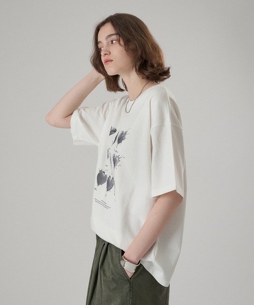ONCILY（オンシェリー） tシャツ MELTING HEART GRAPHIC T-SHIRT