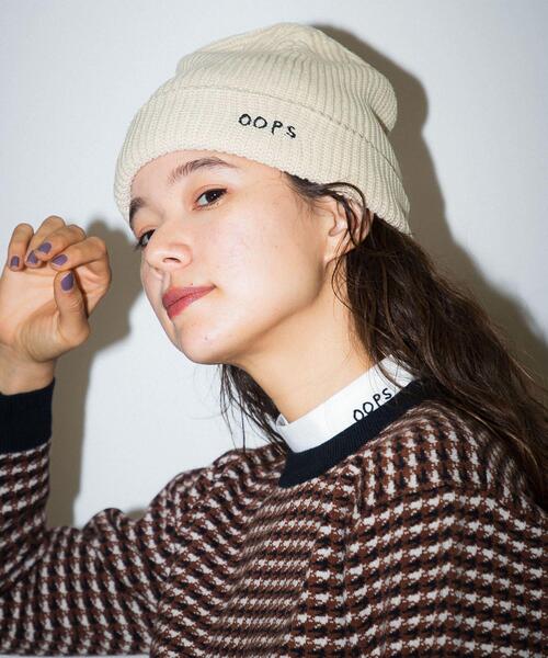 URBAN RESEARCH Sonny Label ニット帽 ニットキャップ OOPS 刺繍