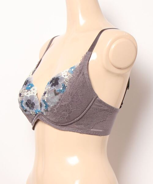 Triumph（トリンプ） ブラジャー 天使のブラ 魔法のハリ感566 ノン