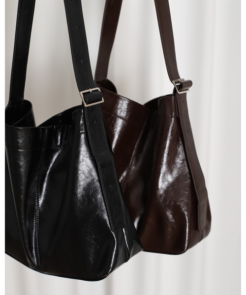 MUHET ショルダーバッグ バッグ synthetic leather shoulder bag