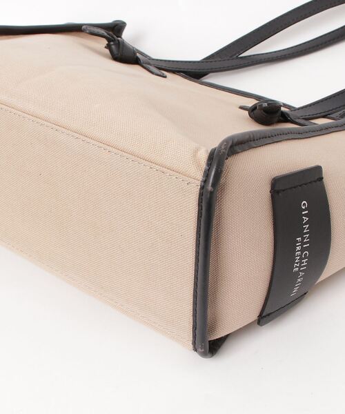 ⭐️美品⭐️GIANNI CHIARINI トートバッグ ベージュ GIANNI CHIARINI 「GIANNI CHIARINI」 トートバッグ - ベージュ