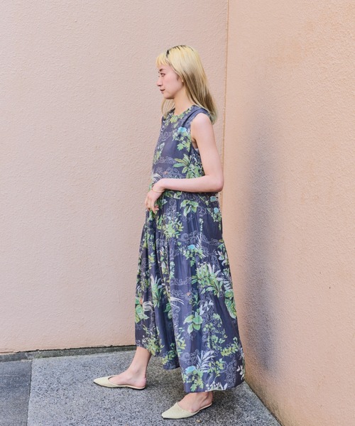 DOLLUPOOPS（ドールアップウップス） ワンピース リーフプリント