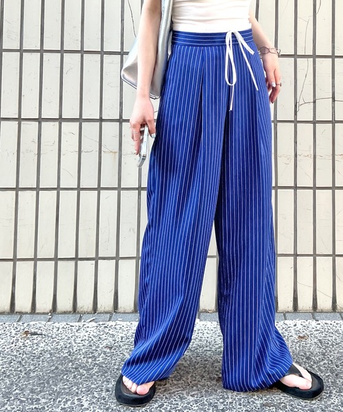ディストリクト▼ストライプ柄スラックス▼48サイズ▼ウエスト約86cm ディストリクト▽ストライプ柄スラックス▽48サイズ▽ウエスト約
