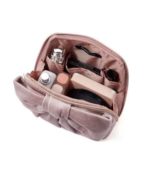 アルティザン&アーティスト！ポーチ！リボン 才色兼備すぎ！メイクのプロも惚れるアルティザン・アンド