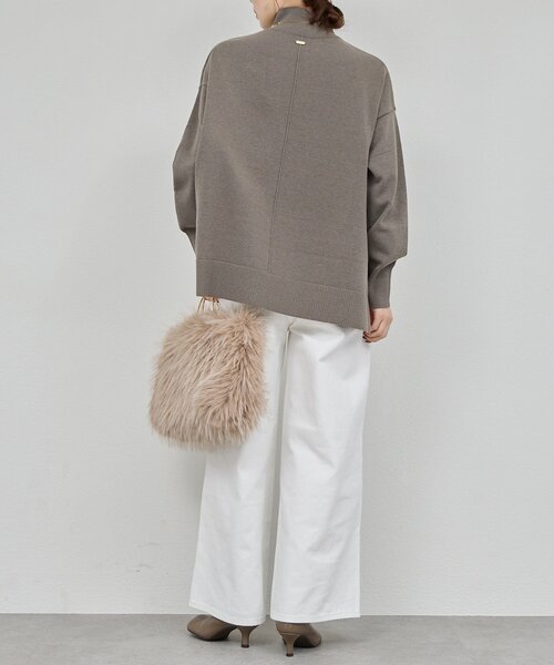 ガリャルダガランテ カシミヤ混 タートルニット アイボリー F ワイドシルエット GALLARDAGALANTE（ガリャルダガランテ） ニット セーター 「手洗い可