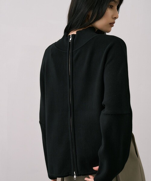 UNITED TOKYO（ユナイテッドトウキョウ） ニット セーター 「完売間近