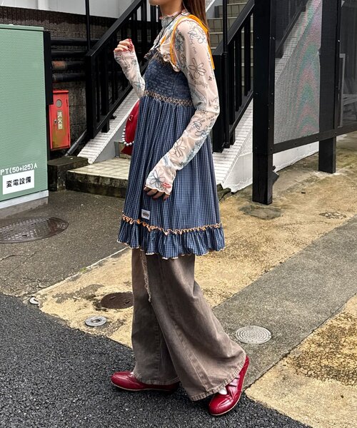 アルベロ　半袖チュニック 黒と白　ブタさん　モチーフ付 アルベロ 半袖チュニック 黒と白 ブタさん モチーフ付