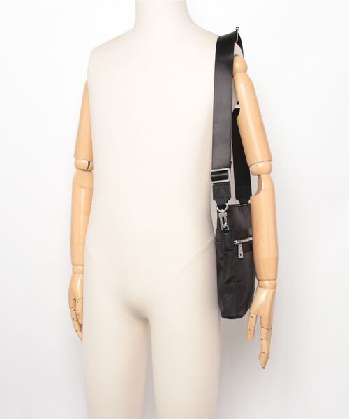ショルダーバッグ BERLIN Crossbody Flat ショルダーバッグ メンズ_16