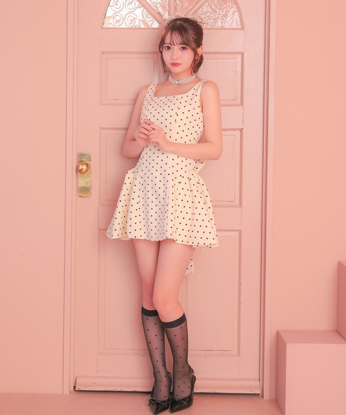 ドット柄 ベアトップ ミニドレス リボン付き キャバドレス ワンホン Tika（ティカ） ドレス キャバドレス ミニ フレア ドット バックリボン