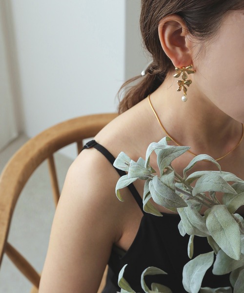 Kana ピアス 2連 フラワー モチーフ ピアス メタル パーティー 結婚式