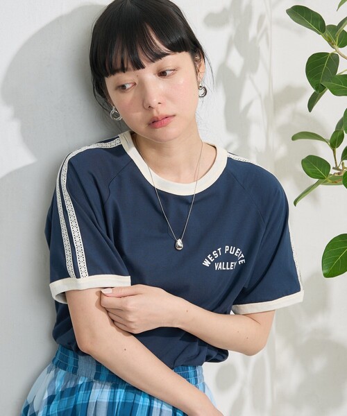 *フィラ* レース柄　Tシャツ トップス M ベージュ　新品未使用 フィラ* レース柄 Tシャツ トップス M ベージュ 新品未使用 楽天