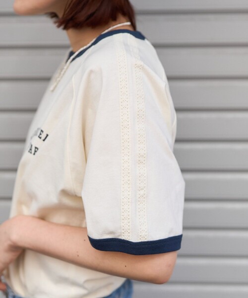 *フィラ* レース柄　Tシャツ トップス M ベージュ　新品未使用 フィラ* レース柄 Tシャツ トップス M ベージュ 新品未使用 楽天