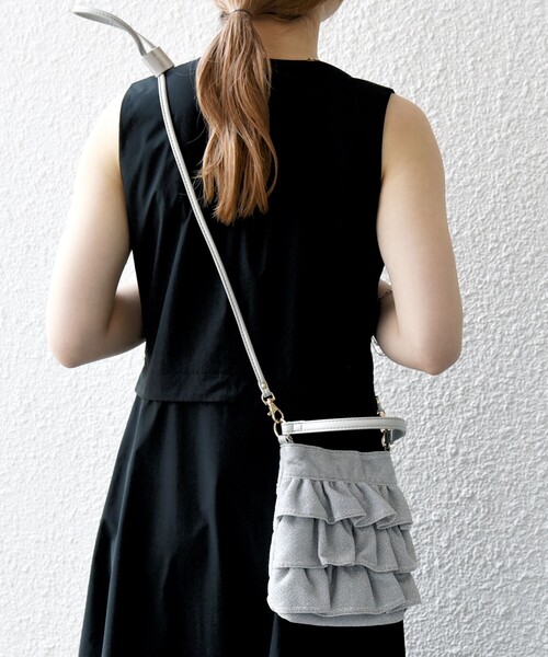 SHIPS any ショルダーバッグ バッグ any: ラメ フリル ミニ ショルダー