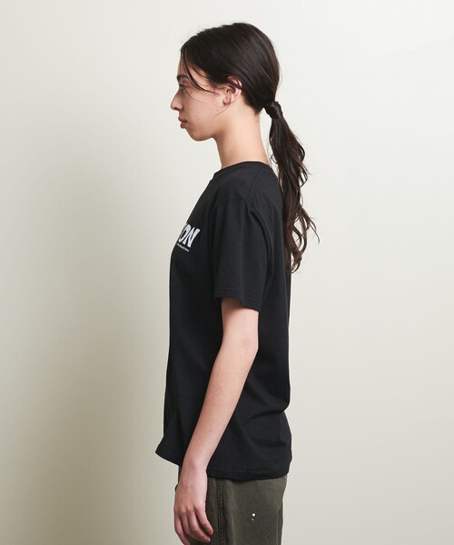 tシャツ 「John Holmstorm×ATTISESSION」OBSESSION Tシャツ レディース ATTISESSION tシャツ 「John Holmstorm×ATTISESSION」OBSESSION