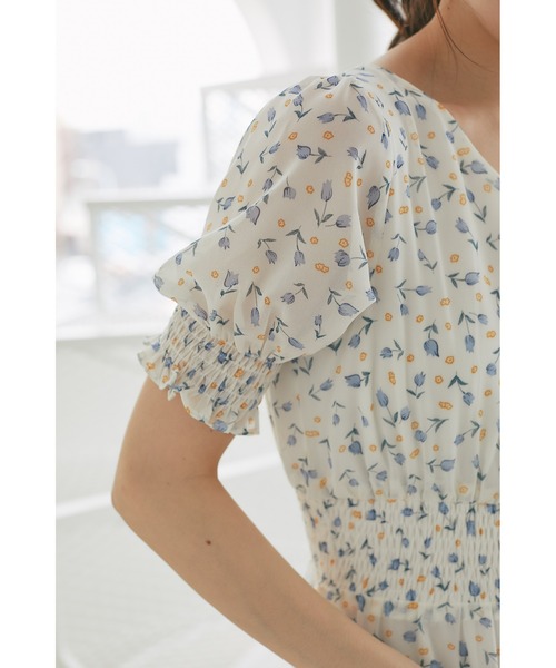 tocco closet ワンピース チューリップフラワープリント