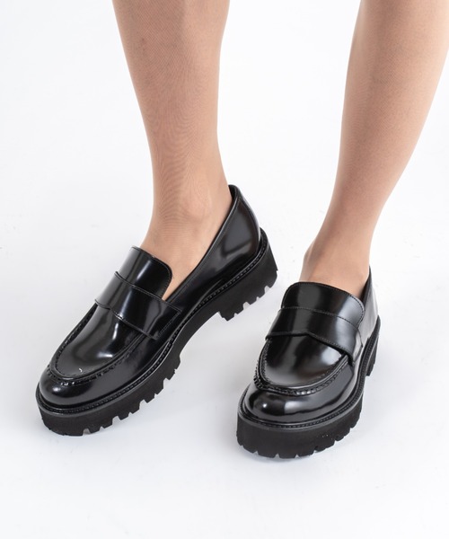 極美品』PASCUCCI 厚底ローファー ブラック レザー エナメル 24 極美品