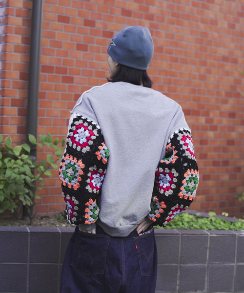 DISCOVERED（ディスカバード） トレーナー スウェット CROCHET SLEEVE