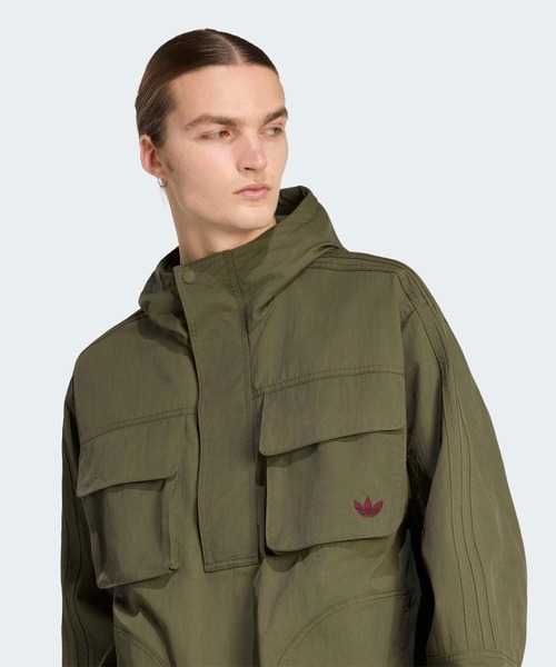 adidas（アディダス） ナイロンジャケット ブリットコア パーカー