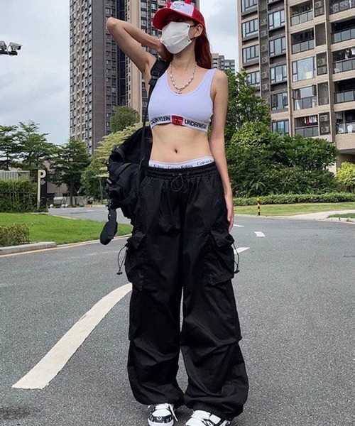 nonomi ワイドパンツ カーゴパンツ 裾ドロスト付き ナイロンライク