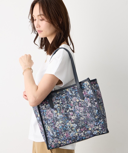 トートバッグ 「Liberty」リバティプリントトートバッグ レディースの画像