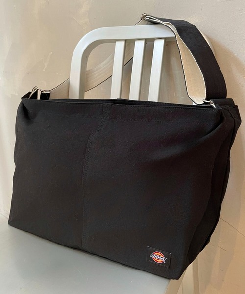 オッチー サイズS Glossy Shorts Navy | stiga