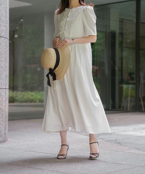 美品¥60,500 フロントリボンワンピース(38 Ｌ) HUIT bouquet（ユイット ブーケ） ワンピース コットンレース フロント