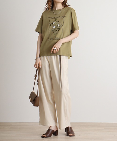 tシャツ BRODIAEA フラワープリント スムースTシャツ レディース