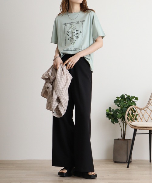 tシャツ BRODIAEA フラワープリント　スムースTシャツ レディース セール】BRODIAEA フラワープリント スムースTシャツ（Tシャツ