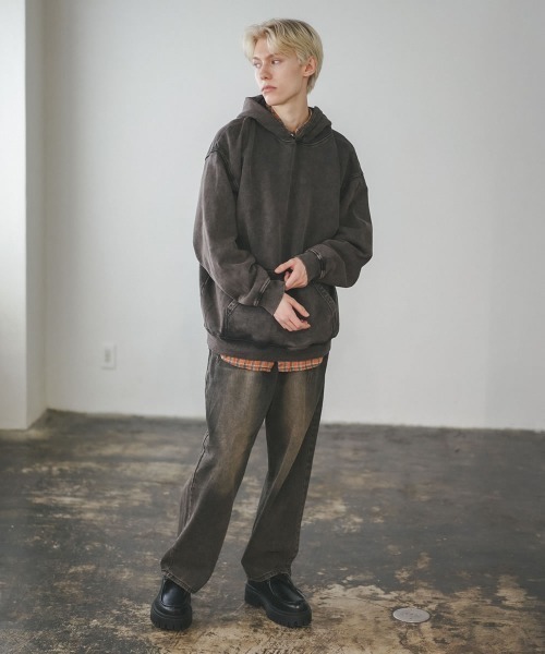 Shoowtime（ショウタイム） パーカー ピグメントダイオーバーサイズ