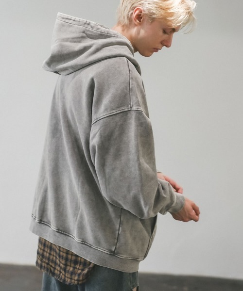 Shoowtime（ショウタイム） パーカー ピグメントダイオーバーサイズ