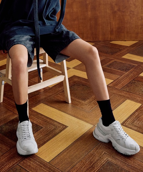 CHARLES & KEITH メッシュ コントラストトリムチャンキースニーカー メッシュ コントラストトリムチャンキースニーカー - シルバー