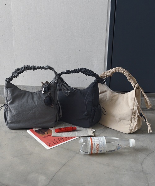 styiro ショルダーバッグ バッグ ナイロンクシュクシュショルダー