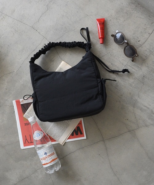 styiro（スタイロ） ショルダーバッグ バッグ ナイロンクシュクシュ