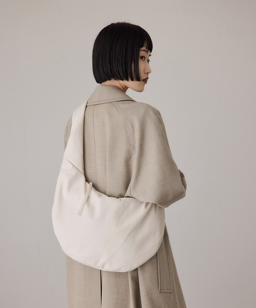 美品 アダムエロペ クロスボディバッグ ADAM ET ROPE'（アダムエロペ） ショルダーバッグ バッグ ボディ