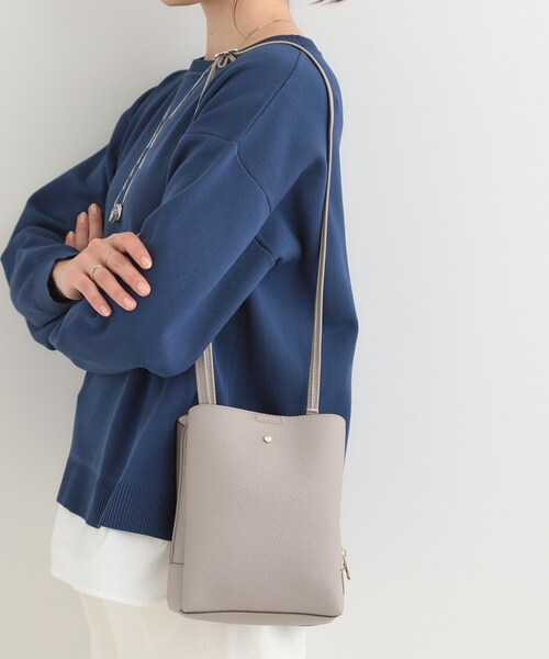 SHOO・LA・RUE（シューラルー） ショルダーバッグ バッグ 「軽量