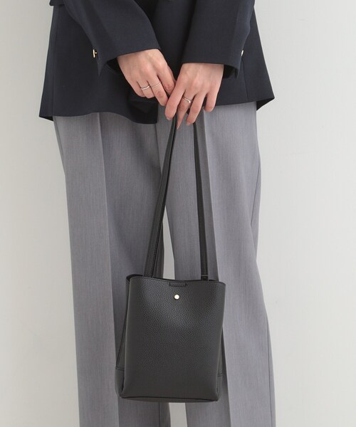 SHOO・LA・RUE（シューラルー） ショルダーバッグ バッグ 「軽量