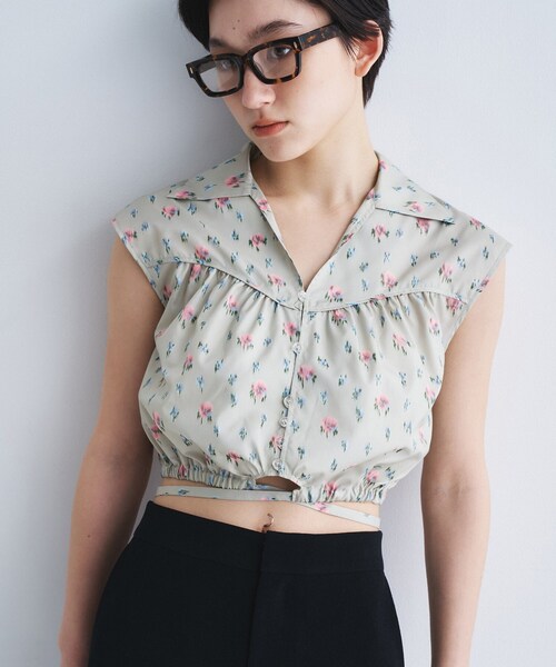 ブラウス シャツ flower Vneck pullover レディースの画像