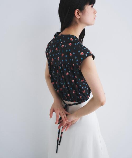ブラウス シャツ flower Vneck pullover レディースの画像