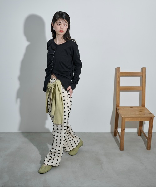 ワイドパンツ パンツ ドットジャガードタックワイドイージーパンツ レディースの画像