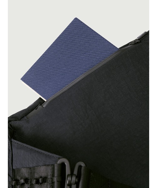 ショルダーバッグ DOUGLAS / 15L Shoulder bag Crinkle Nylon メンズ レディースの画像