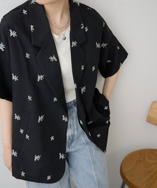 ear PAPILLONNER（イア パピヨネ） コート アウター 花柄半袖