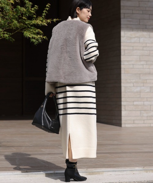 Bou Jeloud（ブージュルード） ワンピース ハイネックIラインニット