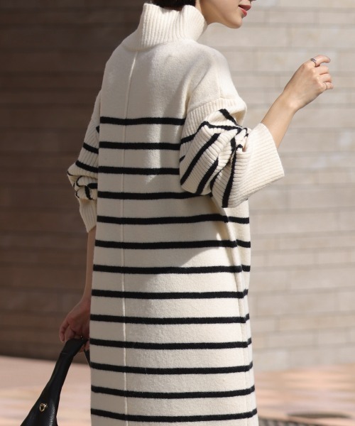 Bou Jeloud（ブージュルード） ワンピース ハイネックIラインニット