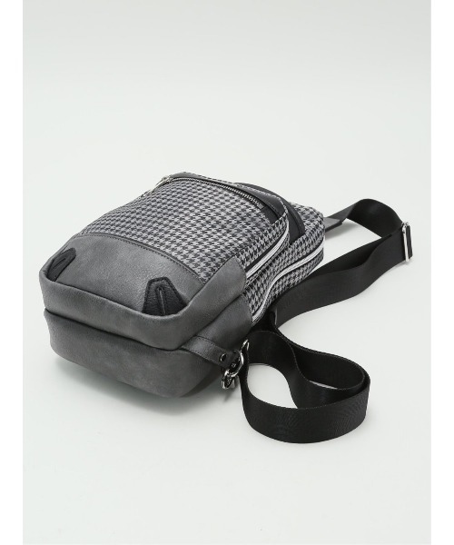 chiiiibag ウエストバッグ　グレー チャンピオン ボディバッグ グレー系 Champion ウエストポーチ