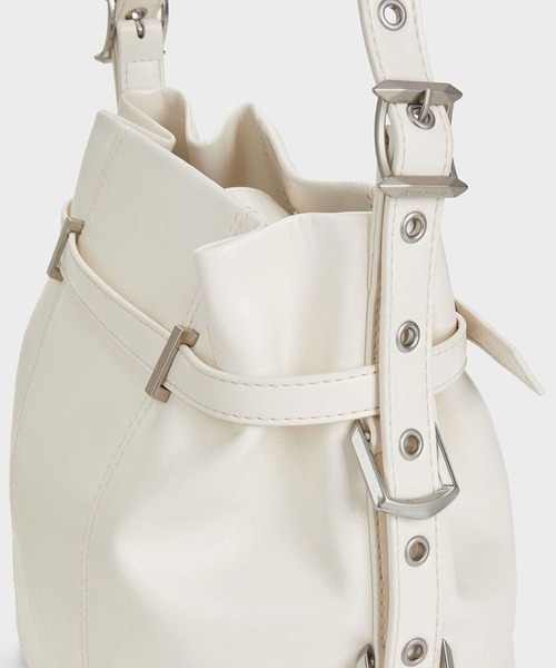 追跡★Charles&Keith Bryna ベルトバックル ショルダーバッグ Bryna ブライナ ベルトホーボーバッグ（ショルダーバッグ