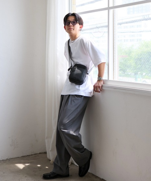 VitaFelice（ヴィータフェリーチェ） ショルダーバッグ 本革スクエア